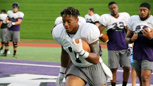 Kijana_Amous_FallCamp