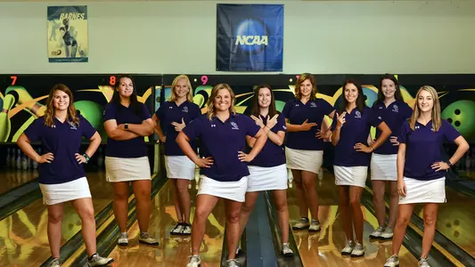 Bowling_Team2018_Standing_Texas_Pro_Bowl