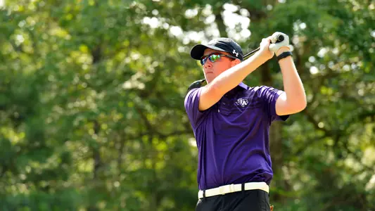 Steven_Fabik_Posed_Action