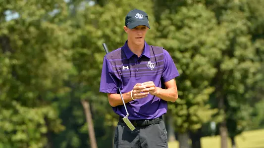 Jake_Hendrix_Action_Posed2017