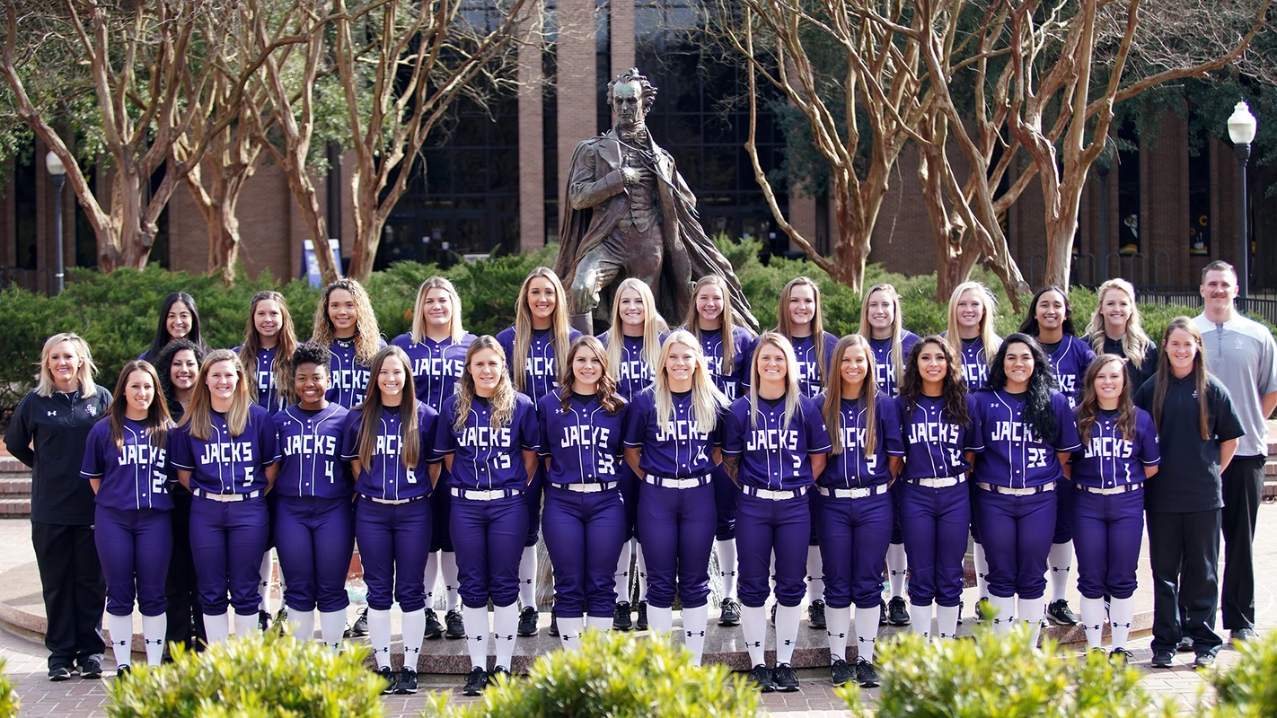 Softball_Team_2019_Version2