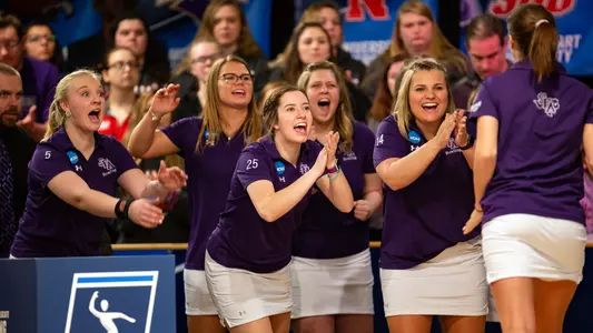 Beyer_Eaglehouse_Voiers_Whitcomb_Hazlewood_Clapping_NCAAChampionship19