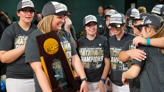 Dakotah_Hazlewood_2019_NCAA_Championship_Trophy