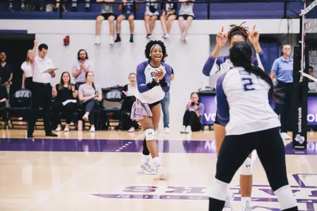 UTA VB Preview