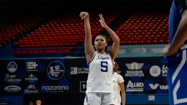 key roseby shooting a free throw