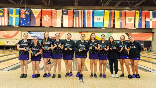 Bowling finishes as runner up of the 2025 NCAA Arlington Regional