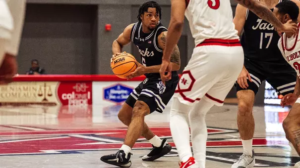 Keon Thompson vs. Nicholls