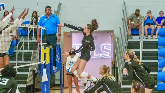 Kat Holtman Attacking at McNeese (10.1.26)