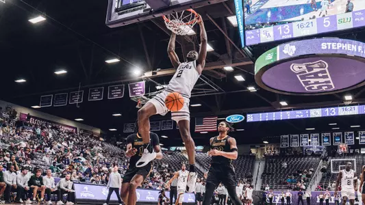 Jerald Colonel dunk vs. SLU (1-31-26)