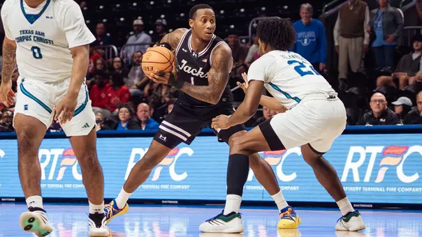 Chrishawn Christmas vs. A&M-CC