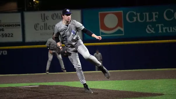 Cody Templeton vs. UNO_Dontae Mainor