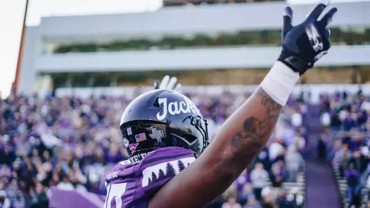 Lavar Lindo celebration vs. ACU