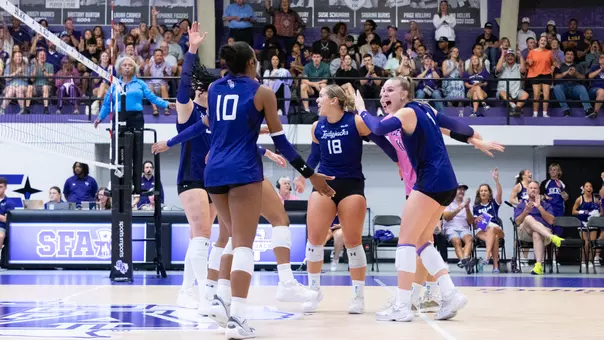 Team celebrating after point vs LSU-NOLA (9.26.26)