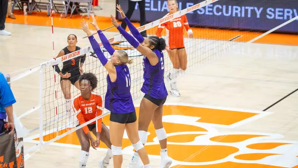 Caroline Kahle and Kyanna Creecy jumping for a block at Sam Houston (9.8.26)