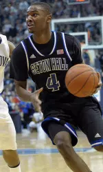 Sterling Gibbs scores team-high 16 points in setback at #6 Villanova