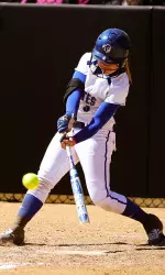 Colltey Sheldon went 1-for-2 and picked up her fourth base hit of the weekend.