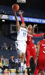 Ka-Deidre Simmons scored 20 points with eight assists in the win over St. John's on Monday night.