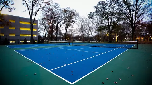Tennis Courts at Ivy Hill Park
