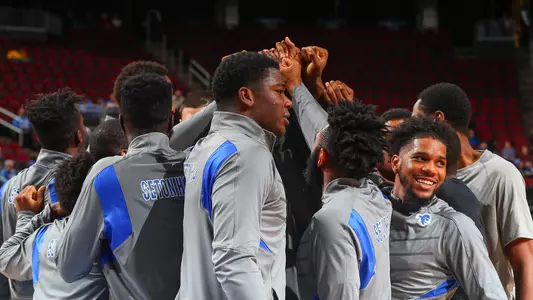 Team Huddle vs. Monmouth