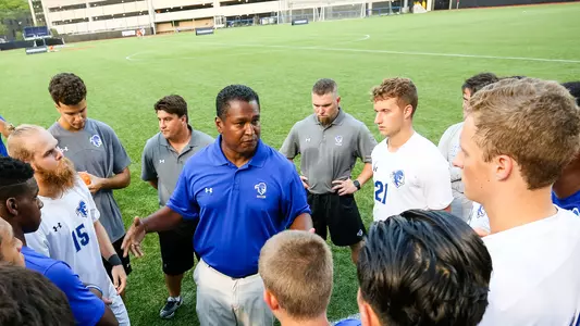 Gerson Echeverry Talking to His Team