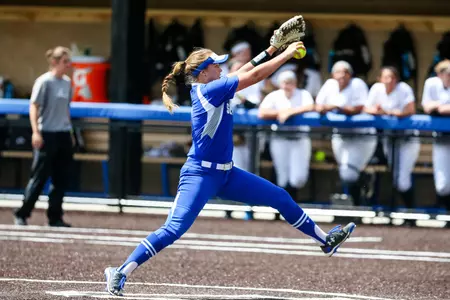 Chrisa Head pitching