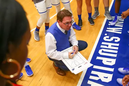Bozzella drawing up a play