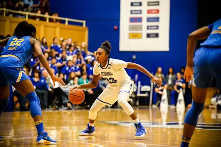 Donnaizha Fountain playing defense