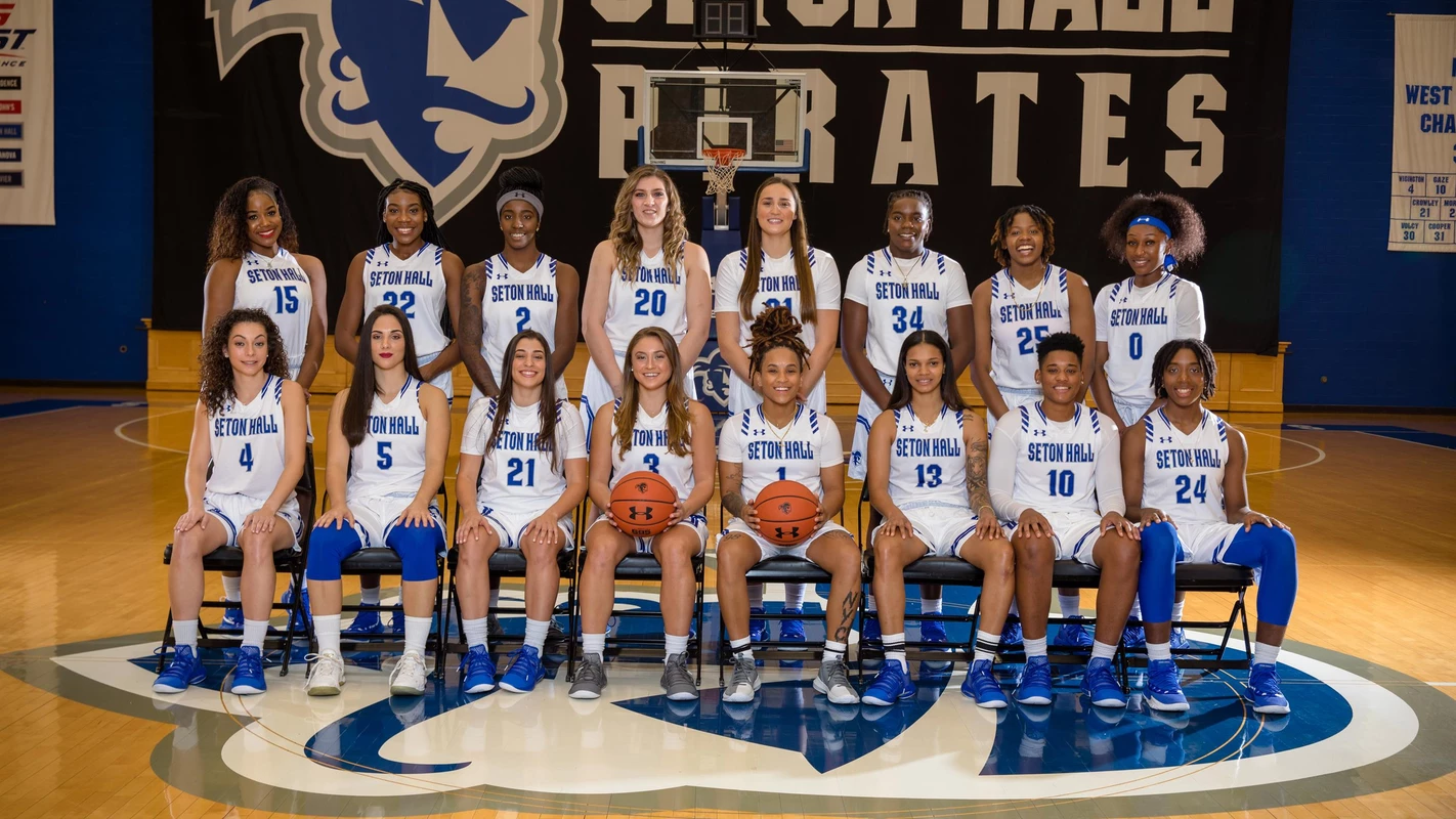 WBB 2018-19 Team Photo