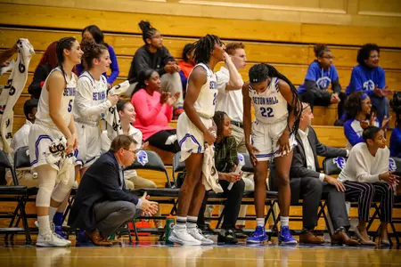 Shadeen Clapping WBB Team