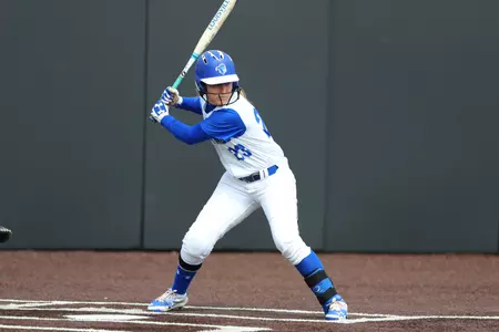 Alexis Walkden batting