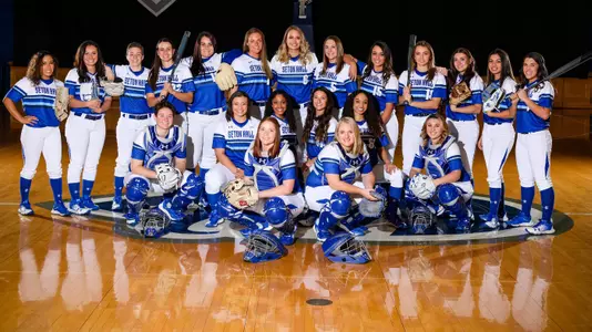 Softball 2019 Team Photo