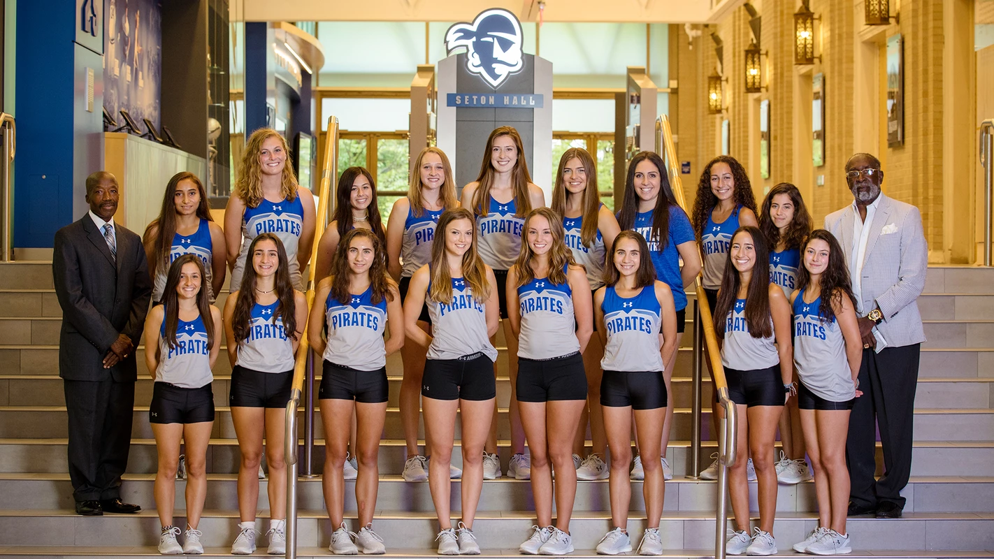 2019 Women's Cross Country Team Photo
