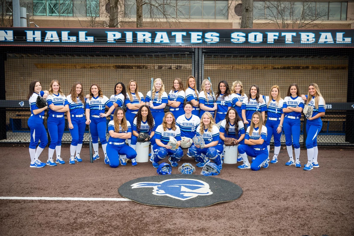 Softball Team Photo 2020