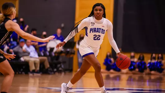 Amari Wright