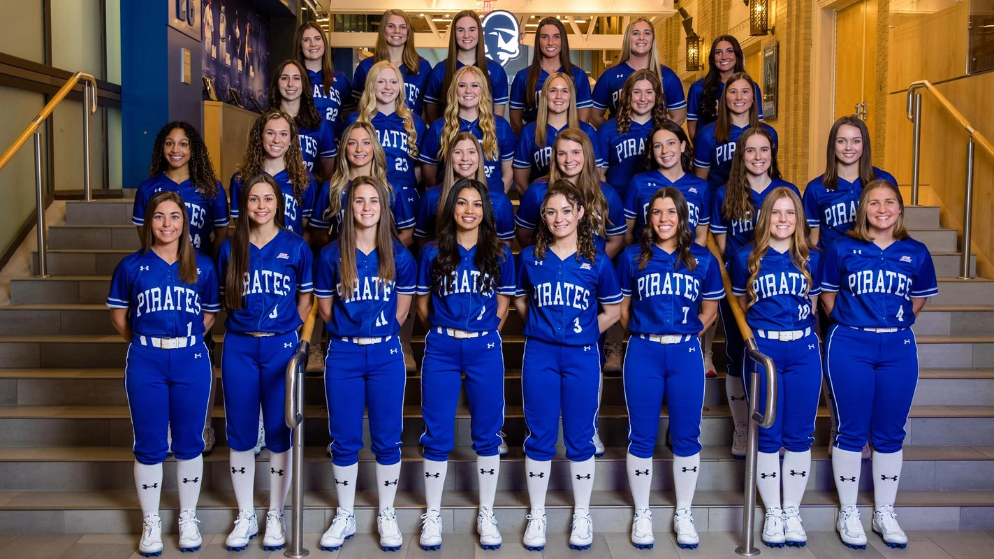 2022 Softball Team Photo