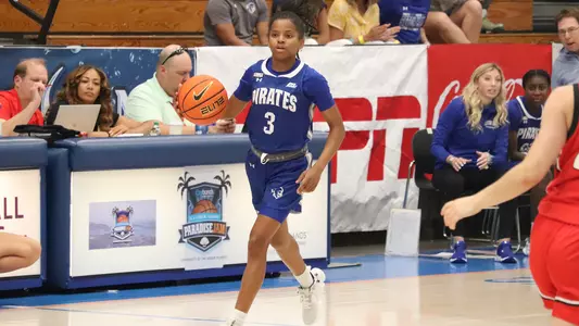 Lauren Park-Lane dribbles during Seton hall's victory over Georgia.