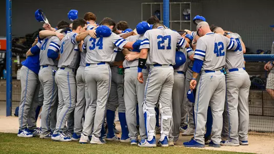 huddle_22bs_fgcu