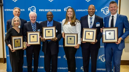 Seton Hall Athletics Hall of Fame Class of 2020 Inductees Paul & Suzan Ade (On Behalf of Jeanne Ade), Pat Murray, Jerry Alexander, Jennifer Cheshire Petersen, Kevin Lyles and Rimas Kaukenas