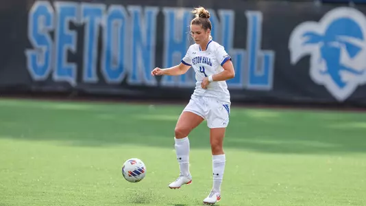 Chiara Pucci handling the ball against NJIT