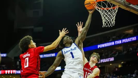 Kadary Richmond drives to the hoop against Rutgers on Dec. 9