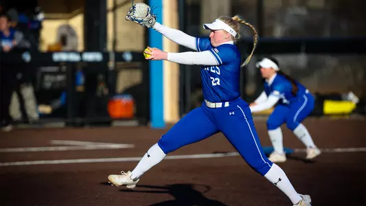Shelby Smith pitching