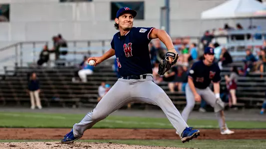 Dan Frontera pitching for the Wareham Gatemen in the CCBL