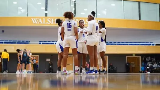 Seton Hall huddles on the court against Marquette on Jan. 9