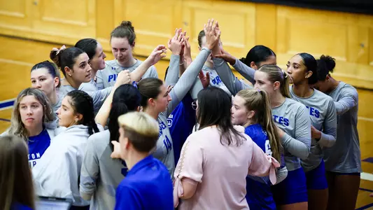 Seton Hall volleyball team huddles during a timeout against Georgetown on Oct. 16