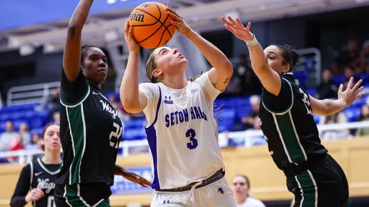 Faith Masonius looks to score against Wagner on Nov. 7