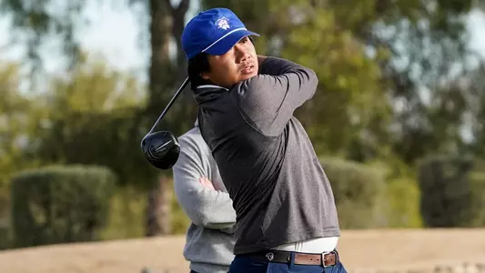 Wenliang Xie tees off at the 2024 Loyola Intercollegiate
