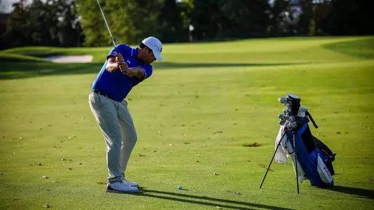 Wenliang Xie takes a shot during a practice round in the fall of 2023
