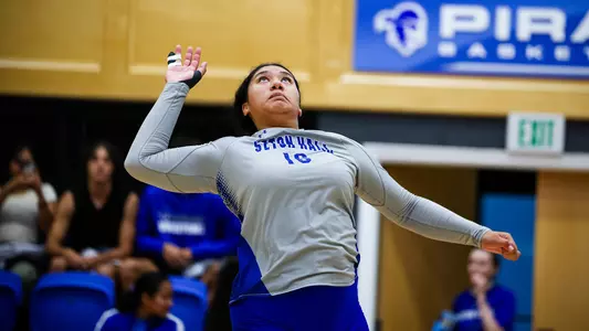 Senna Roberts-Navarro loads up for a swing during the 2023 volleyball season