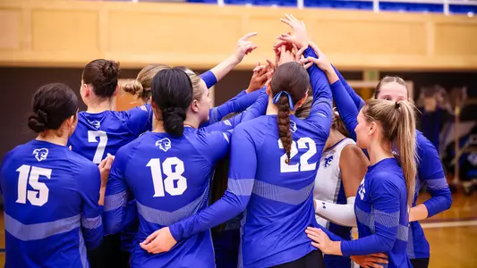 The Seton Hall volleyball team huddles prior to its match against Kent State on Sept. 8.