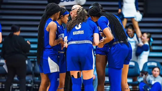 Seton Hall WBB team huddles during its game against Villanova on Jan. 1.